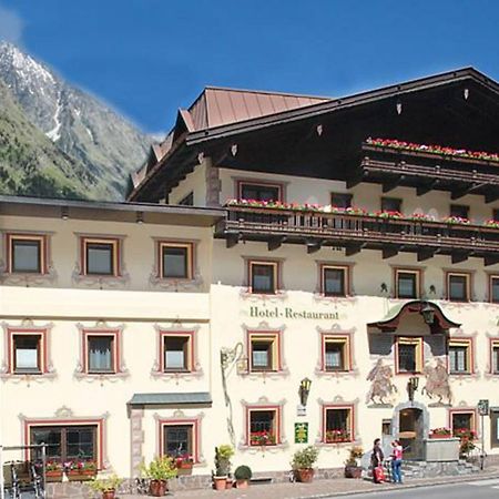 Hotel Zum Hirschen Längenfeld Exteriör bild