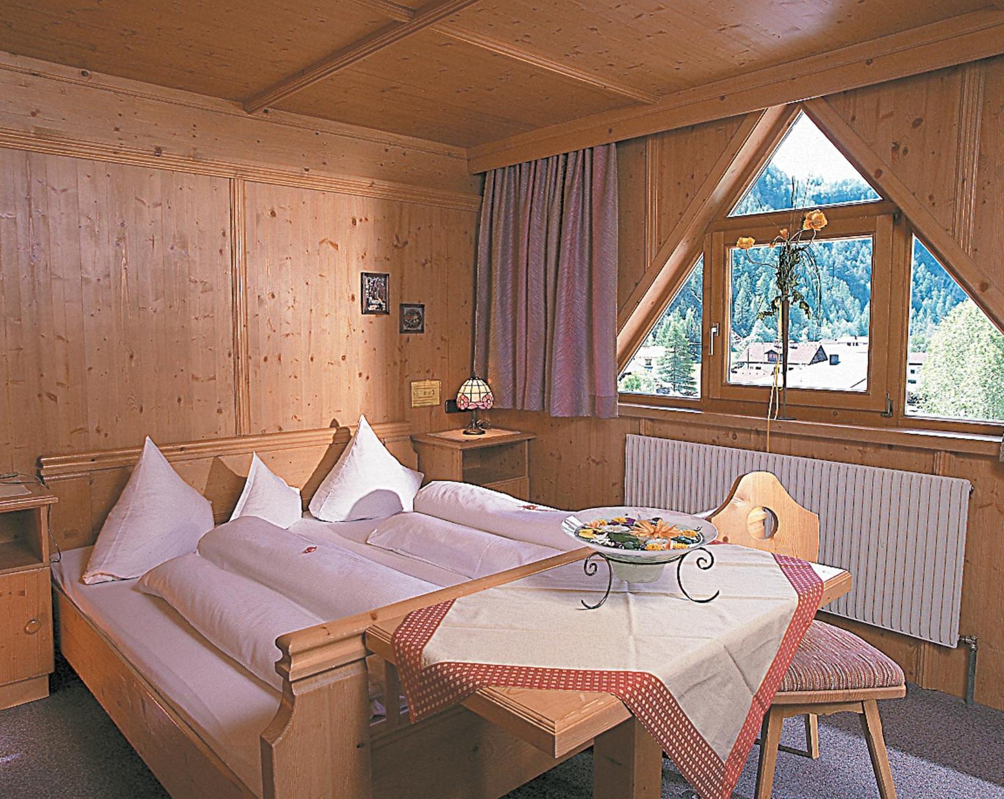 Hotel Zum Hirschen Längenfeld Rum bild