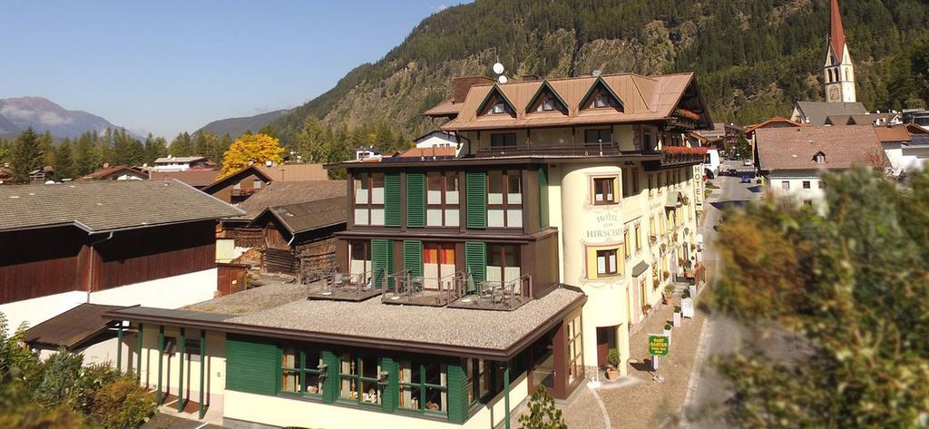 Hotel Zum Hirschen Längenfeld Exteriör bild